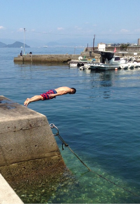 {2C2F28CD-0AB5-453A-9856-5416254C8F57}