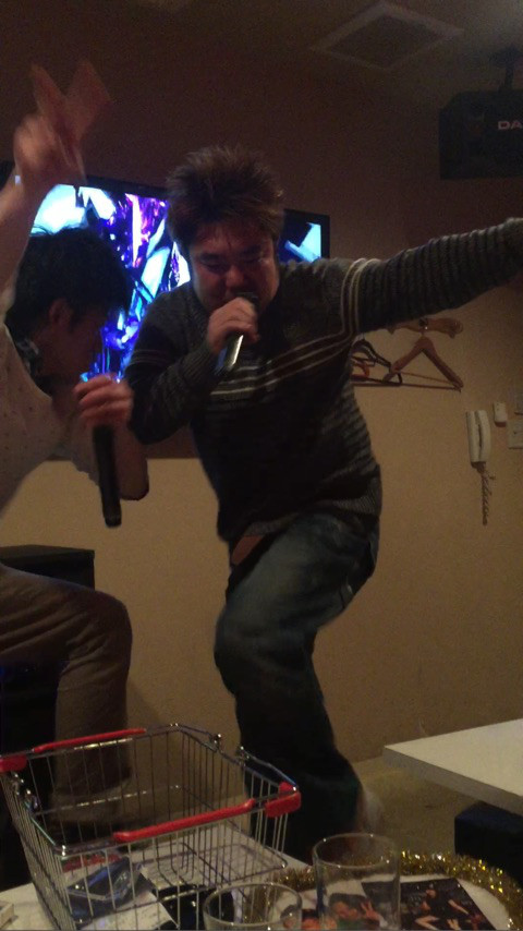 {893D9B13-C6D6-4EC7-A6A7-5E9AFDDE9661}