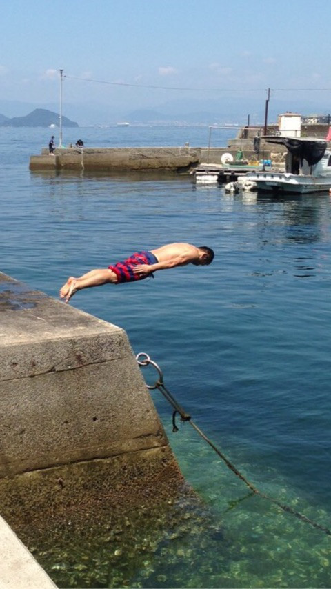 {0F5E981B-A4C6-4394-A799-E999E9FF8B0E}