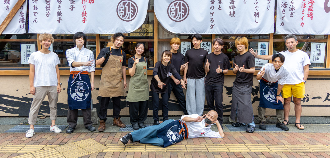 H&Nスタッフの集合写真