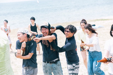 {1FB88837-231F-4AF8-879F-B836E3296F61}