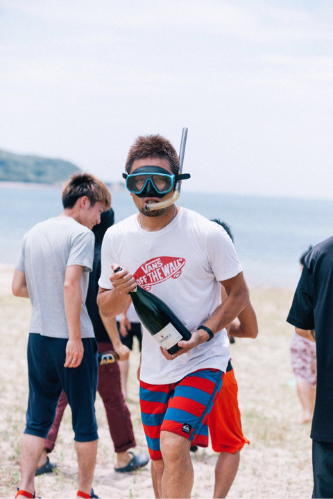 {A020BEEE-4F0E-4365-B082-4B7FD976BB82}